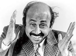 रोटरी क्लब ऑफ़ कलकत्ता ईस्ट सेंट्रल मशहूर एक्टर संतोष दत्ता की 100वीं जयंती मना रहा है, उनकी मूर्ति का अनावरण कर रहा है