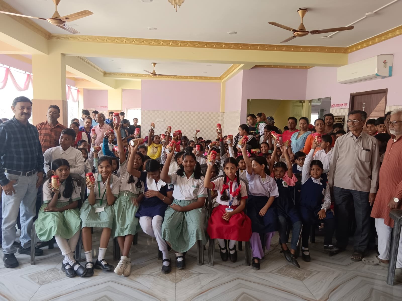 डाबर च्यवनप्राश से अपनी इम्युनिटी बढ़ाए और आनन्द उठाएं सर्दियों का