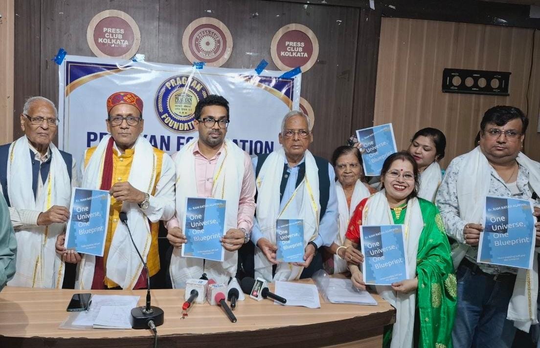 राम रतन अग्रवाल की किताब ‘वन यूनिवर्स वन ब्लूप्रिंट’ प्रेस क्लब में लॉन्च हुई