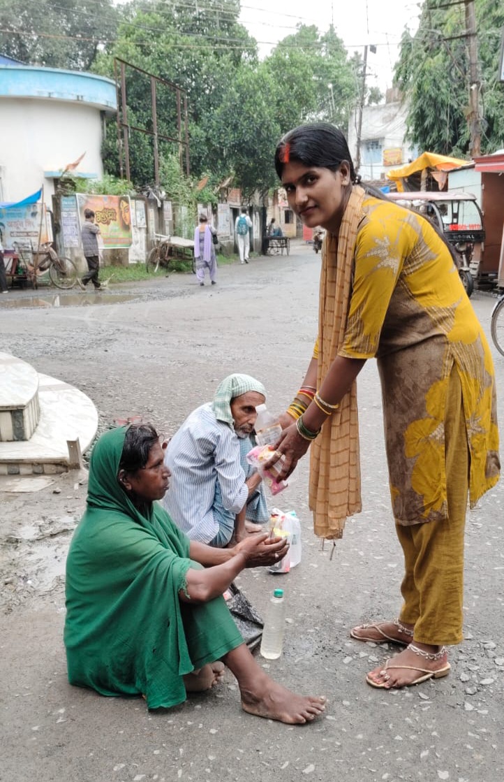 “मानव सेवा ही परम धर्म है”